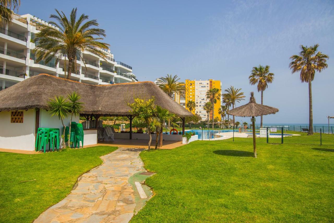 1Br Beachfront Complex - Mi Capricho Sitio de Calahonda Exterior photo